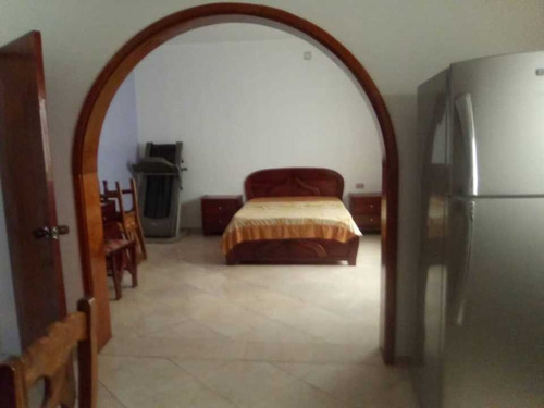 Imagen 8 de 21 de Quinta El Toro Las Delicias Maracay Aragua