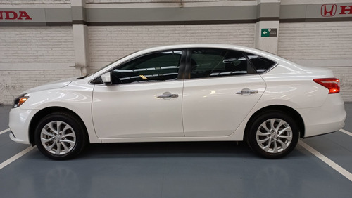 Imagen 4 de 15 de Nissan Sentra 2019 1.8 Sense T/m
