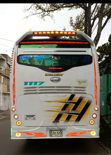 Bus 2011