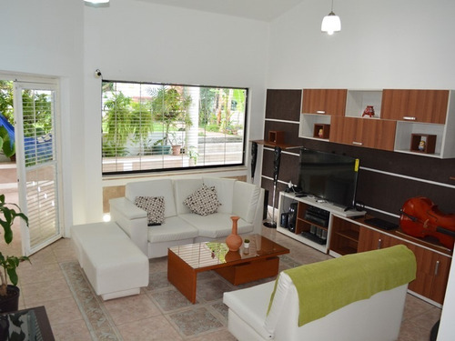 Imagen 15 de 30 de Se Vende Bella Casa De 3 Niveles Nisperos Valencia Atc-552 04125067379 04244900499