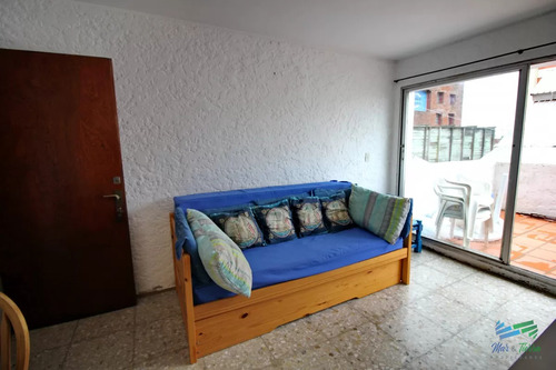 Vendo Apartamento En Península, Sobre Gorlero. Punta Del Este.