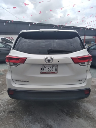 Imagen 6 de 15 de Toyota Highlander 3.5 Xle 2017