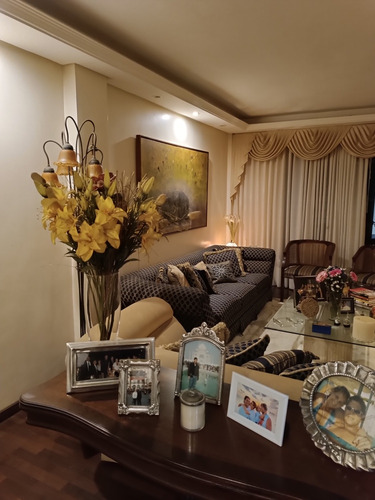 En Venta Exclusivo Townhouse En La Mapora, La Unión, Hatillo