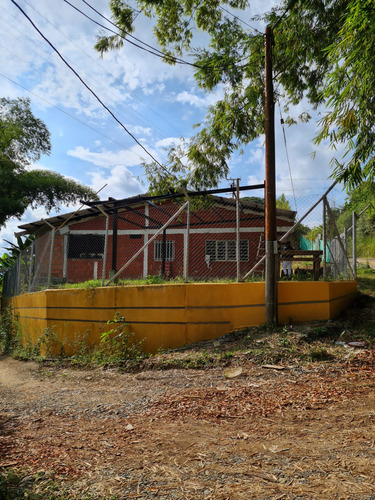 Se Vende Casa Campestre Alcalá Valle 