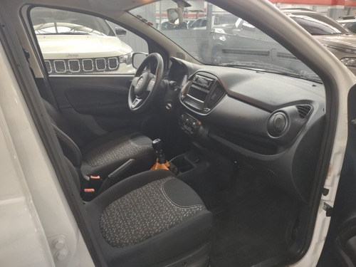 Imagem 10 de 14 de Fiat Uno 1.0 Attractive Flex 5p 20/2021