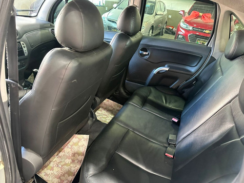 Citroën C3 1.4 I Exclusive 8V Flex 4P Manual