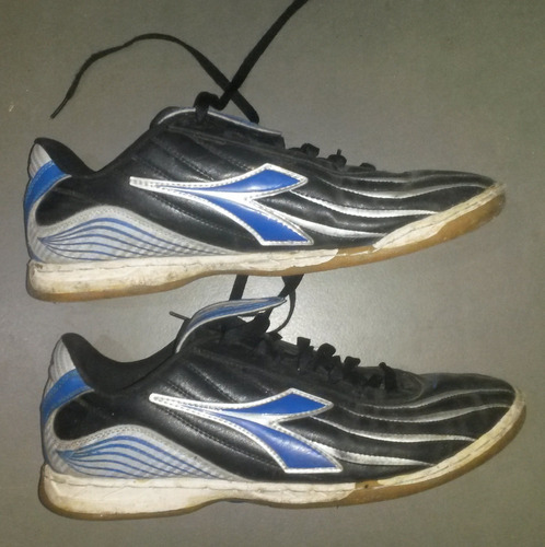 tenis de futsal diadora