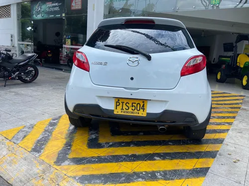 Mazda 2 Modelo 2010 Mecánico, En Excelente Estado