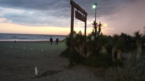 Imagen 7 de 14 de Alquilo Departamento En Villa Gesell Frente Al Mar