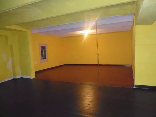 Vende Casa Esquina Con Local Comercial, En Ejido. Reciclada A Nuevo. Hogar O Empresa.