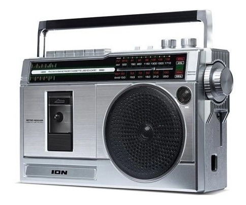 Imagem 2 de 4 de Boombox Retro Rocker Toca Fita Cassete E Rádio Ion Isp113