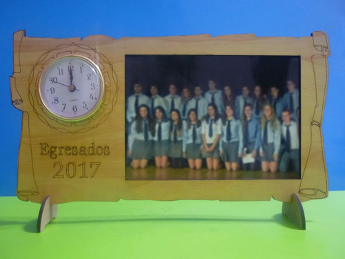 1 Souvenir Reloj Portaretrato Egresados 2017 Originales