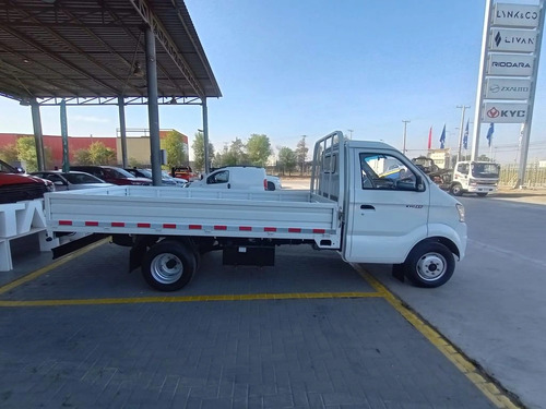 KyC X5 1.6 CABINA SIMPLE GASOLINA 4X2 E6