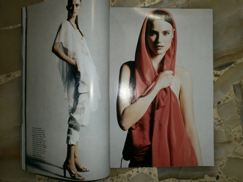 Revista Harper´s Bazaar Americana January 2002 Cameron Diaz (Usado)