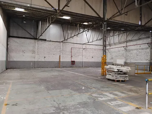 Se Alquila Bodega Barrio Industrial
