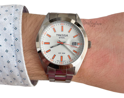 Reloj Tressa Hombre Mod Frank Sumergible Malla Plateado Bisel Plateado Fondo Blanco Palitos Naranjas