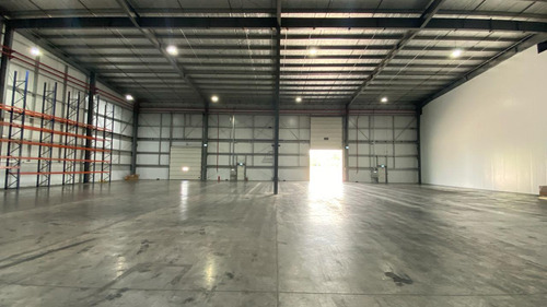 Alquiler Los Boulevares 2800 M2 Centro Logístico De Gran Calidad Seguridad