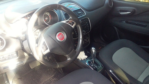 Fiat Linea 1.8 16v Essence Flex Dualogic 4p 2015
