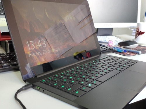 Vendo O Pemuto Razer Blade Stealth