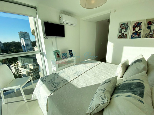 Imagen 7 de 12 de Piso Alto En Wind Tower Orientado A La Puesta Del Sol Precio Destacado!
