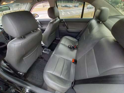 Imagem 4 de 12 de Polo Sedan Automatico