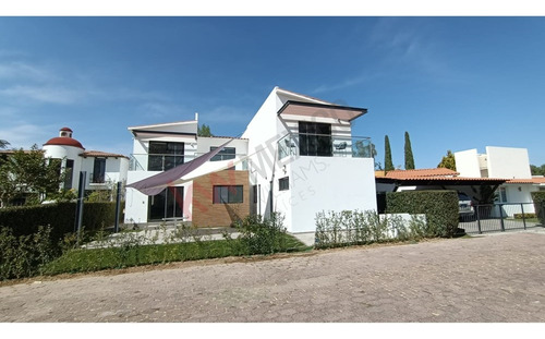 ¡descubre El Hogar De Tus Sueños! - Casa Nueva Inteligente En Venta En Querétaro