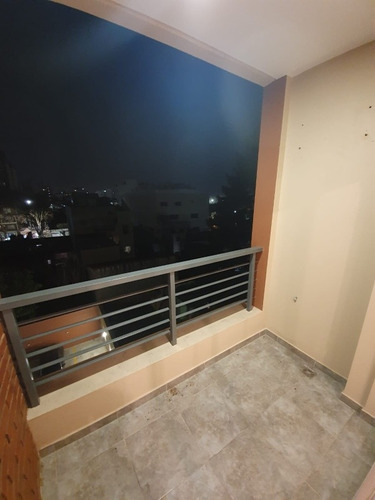 Imagen 12 de 14 de Departamento A Estrenar, Muy Luminoso, Zona Céntrica