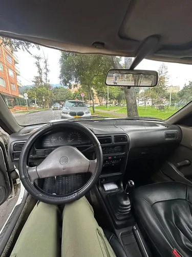 Nissan Sentra 1.6 B13 Super Saloon