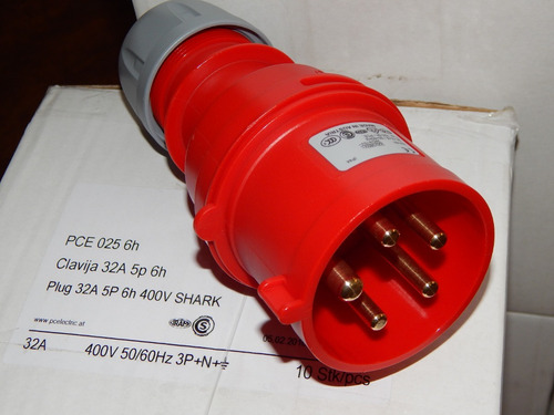 Ficha Macho Para Cable Y Toma Hembra De Embutir 5x32 A Welt
