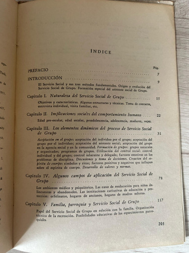 Grupos Y Servicio Social - Simone Paré