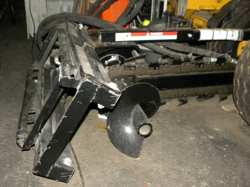 Imagen 4 de 5 de Implemento Zanjador Para Minicargador