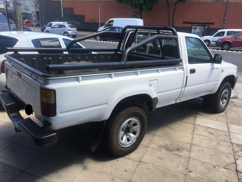 Toyota Hilux Cs 3.0 Aspirada 2004