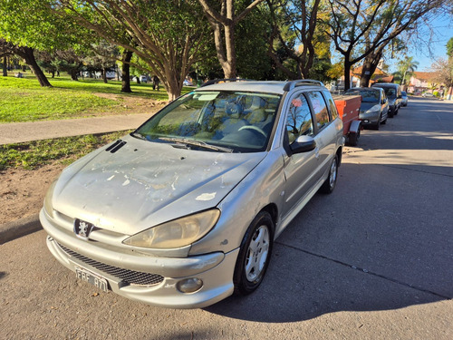 Peugeot 206 1.6 Sw Xt Premium