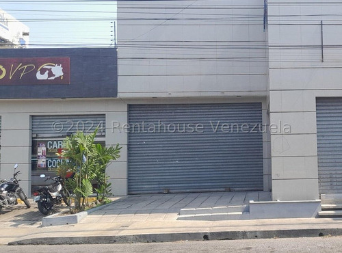 %/& Local En Alquiler En El Centro De Barquisimeto A Pie De Calle Codigo 24-24293 Sps