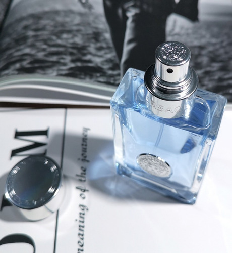 Imagen 6 de 10 de Eau De Toilette Versace Pour Homme Homem - 100 Ml