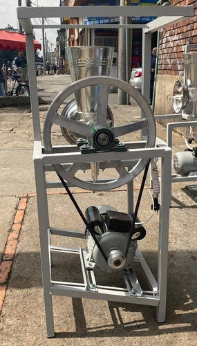 Imagen 7 de 10 de Molino Electrico Para Granos 1hp -molino Garantia 100% Nuevo