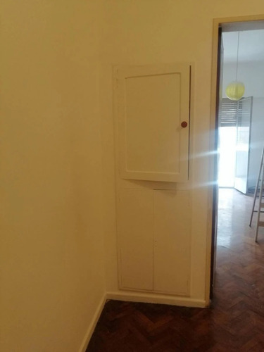 Venta Dos Ambientes C/balcón Sarmiento 2200 Balvanera