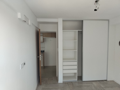 Dueño Directo - Departamento De Categoria 2 Ambientes A Estrenar Con Cochera - Castelar