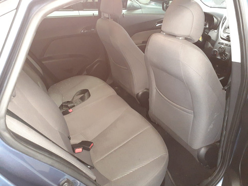 Imagem 8 de 10 de Hyundai Hb20s 2015 1.6 Comfort Style Flex 4p