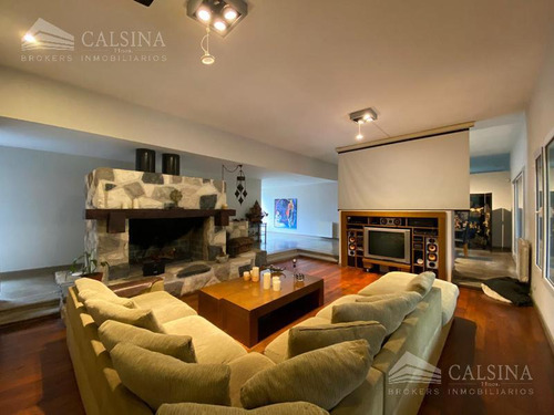 Casa En Venta Lomas De La Carolina
