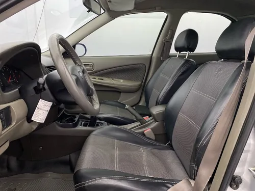 Nissan Sentra 1.8 SD