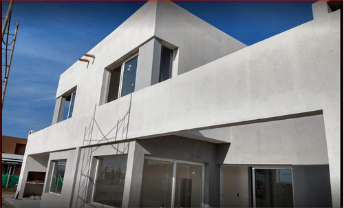 Imagen 15 de 30 de Casa En Venta Villanueva Casas De Santa Maria 3 Dormitorios Pileta Jardin Galeria Parrilla