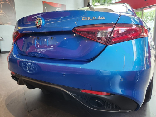 Imagen 5 de 14 de Alfa Romeo Giulia 280 Cv Veloce My 2023