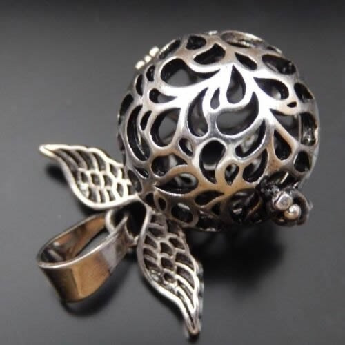 Nuevo Exclusivo Y Elegante Llamador De Ángel Pompom Balls M2