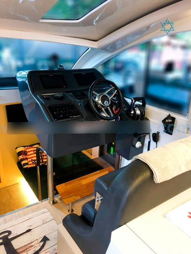Imagem 3 de 6 de Lancha Solara 400 Ht Barco Iate N Ferreti Azimut Intermarine