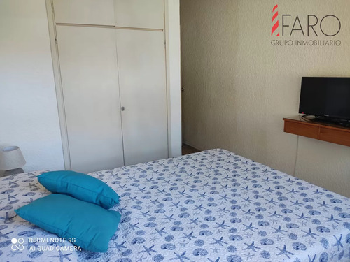 Encantador Apartamento En Arcobaleno, 2 Dormitorios Con Acciones De Piscina, Cochera Y Baulera. Consultenos!