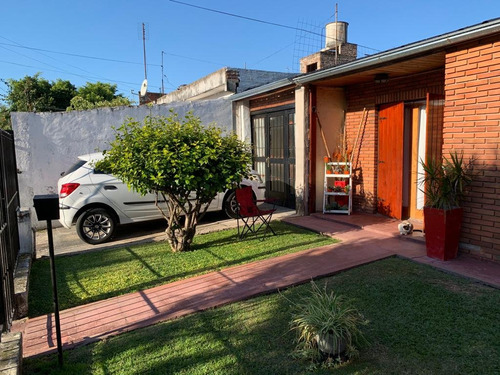 Casa  En Venta Ituzaingo Norte. Muy Buen Estado