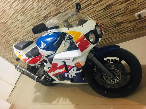 Honda Cbr 400 Nc29 No Vfr No Bandit Titular Impecable Vtv