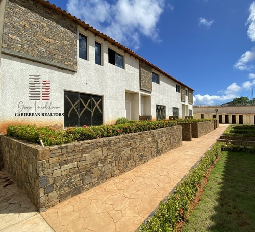 Imagen 1 de 9 de Town House Conjunto Residencial Maria Jose Obra Gris