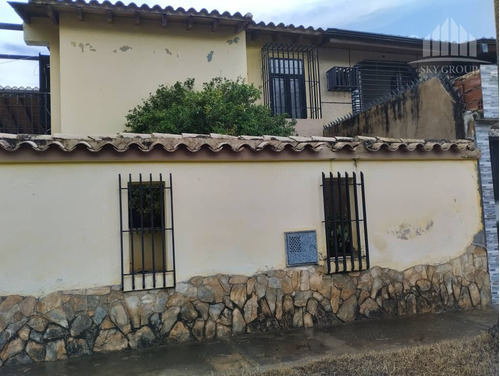 Casa De 2 Niveles Para Remodelar En Urb El Parral, Valencia. Vende Lino Juvinao
